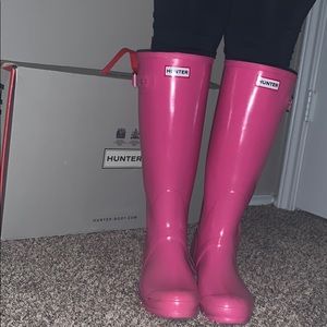 Hot pink hunter boots
